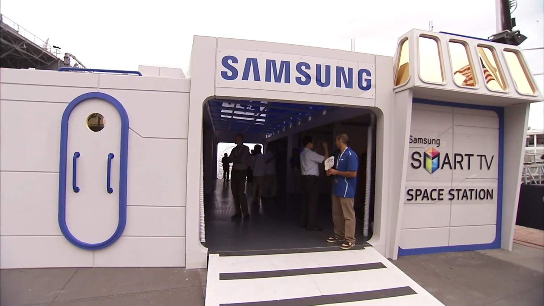 Entrance to the Samsung Smart TV Space Station